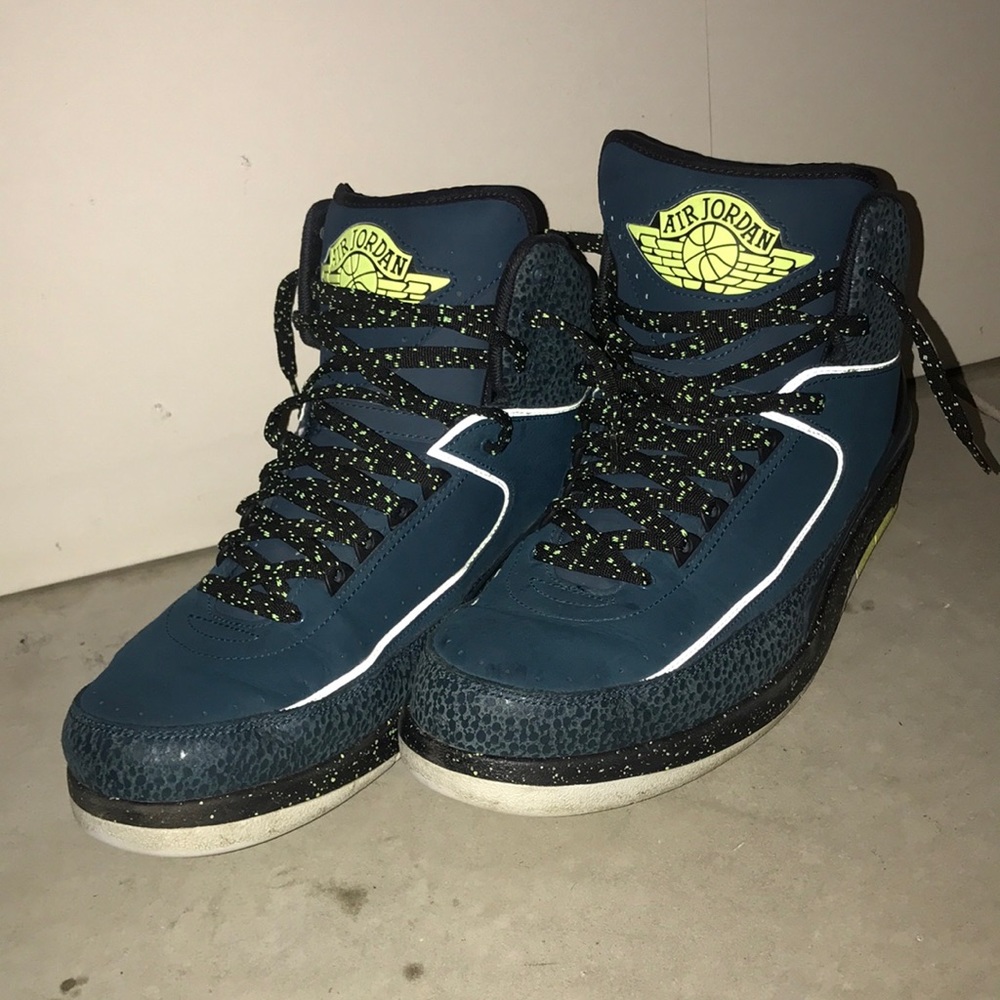 Jordan 2 Retro (Nightshade)